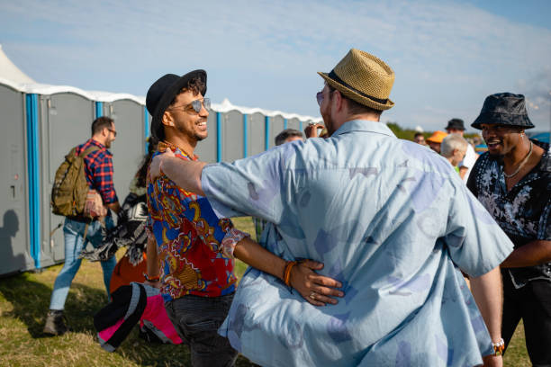 Best Portable restroom trailer rental  in Berwyn, IL